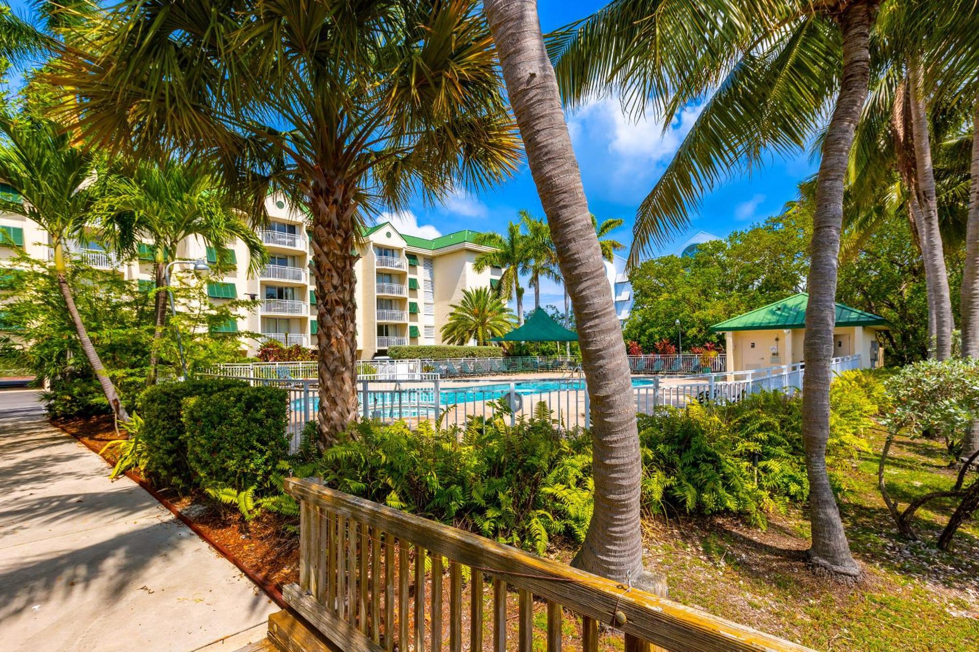 Sunrise Suites Dominican Suite #110 Ки-Уэст Номер фото